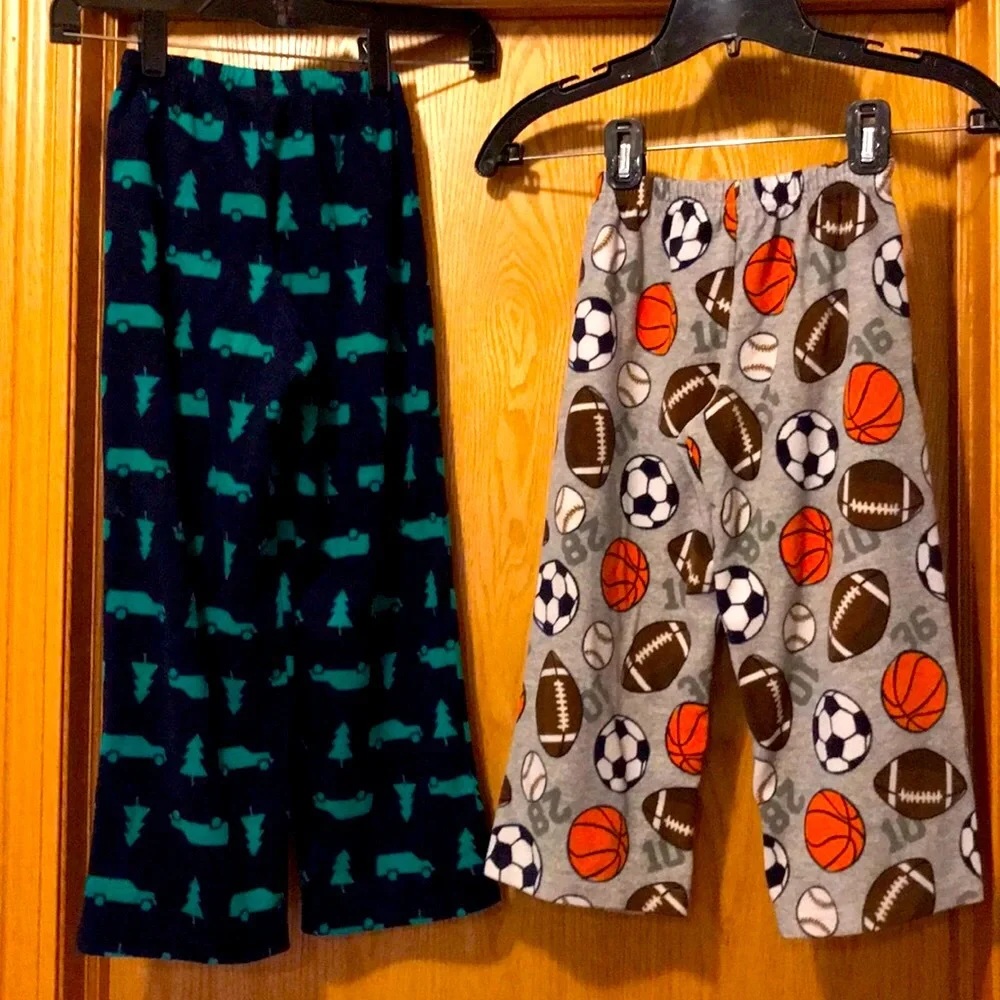 Carter’s Circo Boy’s 5T pajama pants winter sports